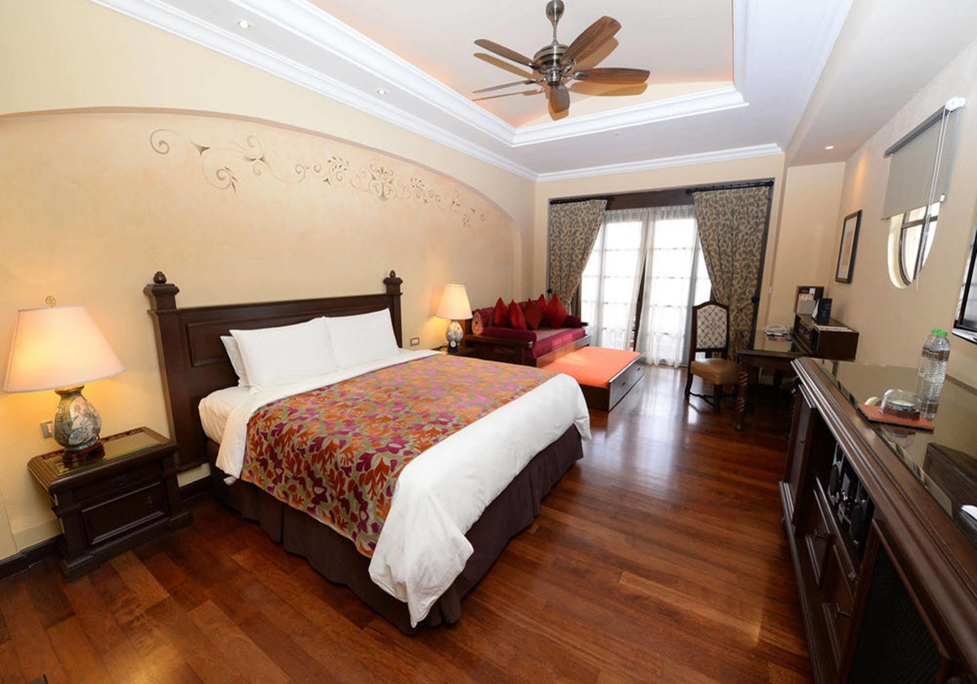 โรงแรมคาซา เดล รีโอ มะละกา Malacca ภายนอก รูปภาพ