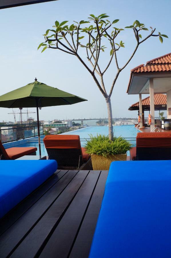 โรงแรมคาซา เดล รีโอ มะละกา Malacca ภายนอก รูปภาพ